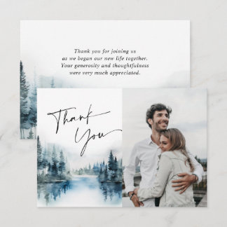 Elegantes Watercolor Foggy Forest Wedding Foto Dankeskarte