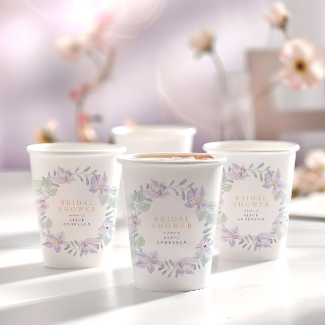 Elegantes Watercolor Lila Brautparty Pappbecher (Elegant Watercolor Floral Purple Bridal Shower Paper Cups)