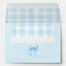 Elegantes weiches hellblaues Band und Gingham-Must