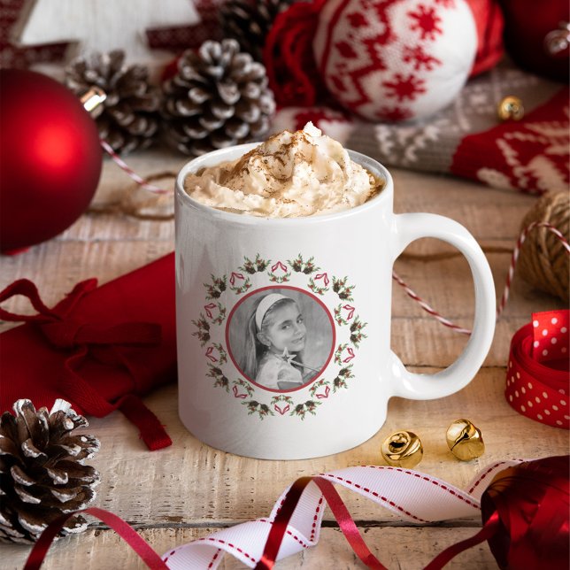 Elegantes Weihnachtsgrün Custom Foto Kaffeetasse (Red and green photo custom mug)