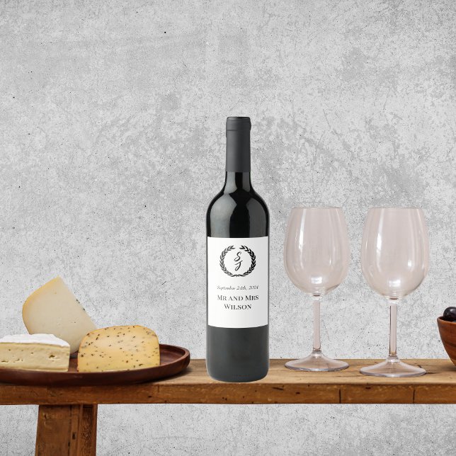 Elegantes Weiß mit Monogramm-Weinetikett Weinetikett (Von Creator hochgeladen)