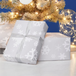 Elegantes Weiß- und Silberschneeflockenmuster Geschenkpapier