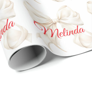 Elegantes weißes Band roter Name Weihnachten  Geschenkpapier