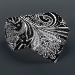Elegantes weißes Paisley auf schwarzem Hintergrund Krawatte<br><div class="desc">Elegantes,  Vintages Blumenpaisley nahtloses Muster über schwarze Hintergrundfarbe,  das Sie ändern können.</div>