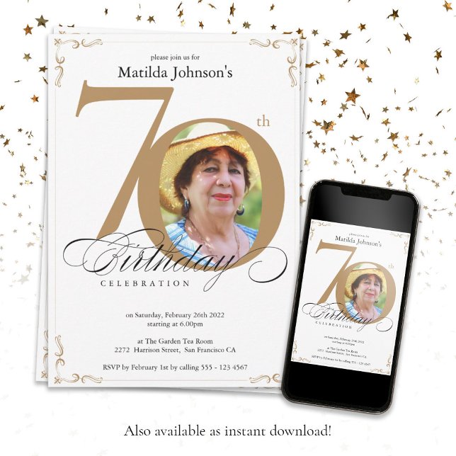Elegantes Weißkalligraphie-Foto 70. Geburtstag Einladung (Elegant Gold White Calligraphy Photo 70th Birthday Invitation)