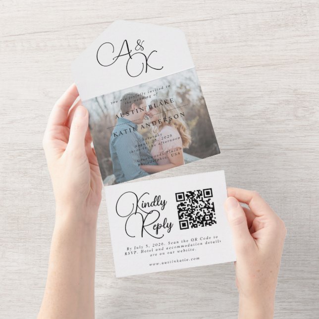 Elegantes White Black Monogram Script Foto Hochzei All In One Einladung (Abreißen)