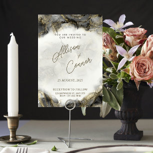 Elegantes White & Gold Marmor Hochzeitsdesign Einladung