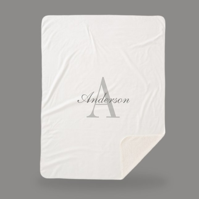 Elegantes White & Gray Monogramm Sherpadecke (Von Creator hochgeladen)