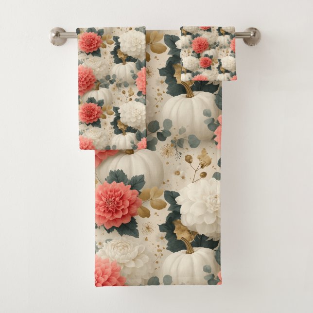 Elegantes White Pumpkin und Dahlia Fall Design Badhandtuch Set (Insitu)