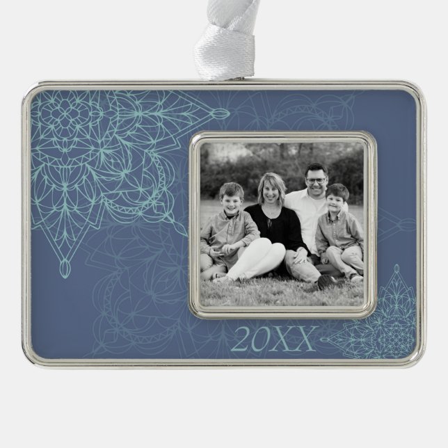 Elegantes Winter-Snowflake-Design in Blau Rahmen-Ornament Silber (Vorderseite)