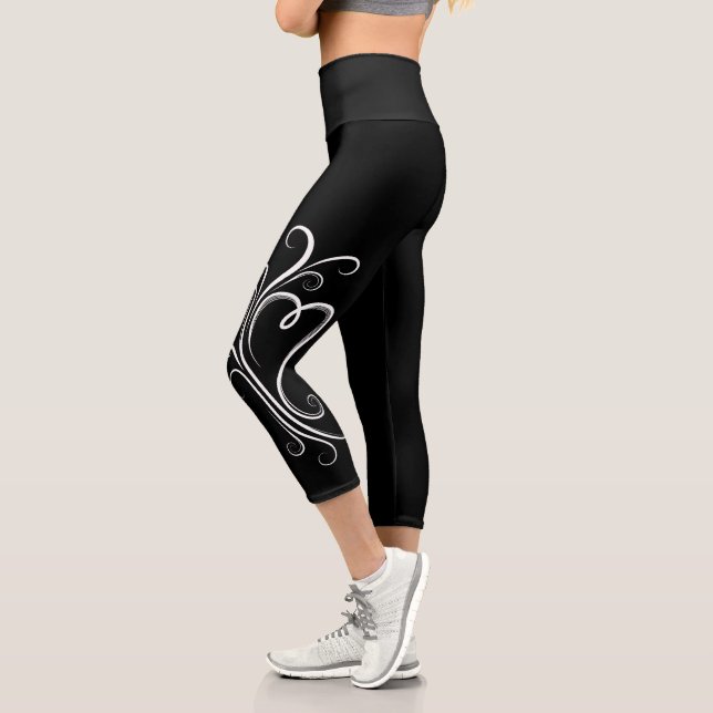 Elegantes, wirbelndes Herz Capri Leggings (Links)