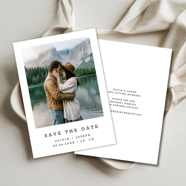 Elegantes zeitloses Minimal Wedding Lakeside Foto Save The Date (Von Creator hochgeladen)