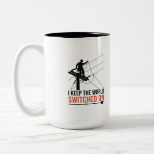 Elektriker-Dankeschön-Geschenk - Eingeschaltet Zweifarbige Tasse