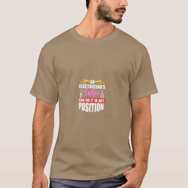 Elektrische Ehefrau jeder Position Funny DA1 T-Shirt (Vorderseite)