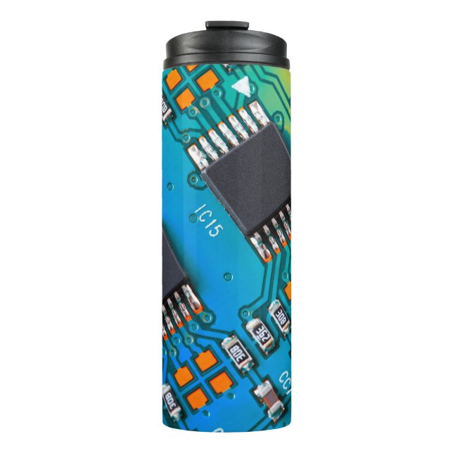 Elektronische Platine nah. Hintergrund, bob Thermosbecher (Vorderseite)