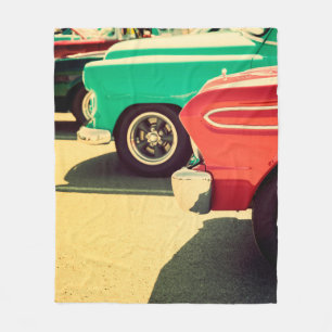 Elektronischer Keyboard-Synthesizer mit Weiß Fleecedecke