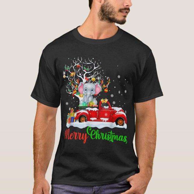 Elephant auf Red Truck Weihnachten Pajama Funny Xm T-Shirt (Vorderseite)