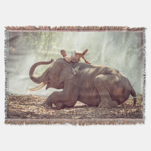 Elephant Decke (Elephant Throw Blanket! 
This all-season throw blanket is designed for curling up on your couch!)