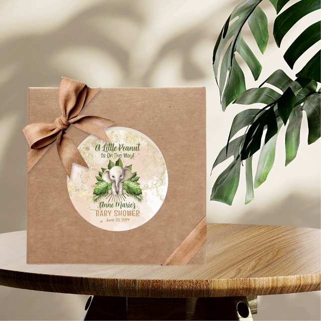 Elephant, eine kleine Erdnuss ist auf dem Weg Baby Runder Aufkleber (Von Creator hochgeladen)