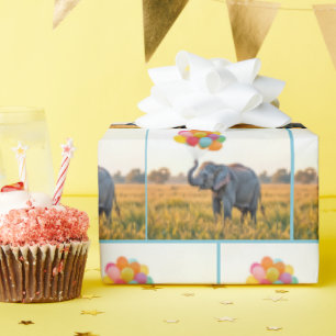 Elephant Holding A Birthday Balloon Bouquet Geschenkpapier
