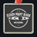 Eleven Point River Missouri Kayaking Ornament Aus Metall<br><div class="desc">Der Eleven Point National Wild and Landschaftlich River ist ein 45 km langer,  föderal geschützter Abschnitt des Flusses Eleven Point im Ozark Mountains im Süden Missouris,  der 1968 für seine fließende Natur,  sauberes Wasser und außergewöhnlich bemerkenswerte Werte wie Geologie,  Erholung und wild lebende Tiere benannt wurde</div>
