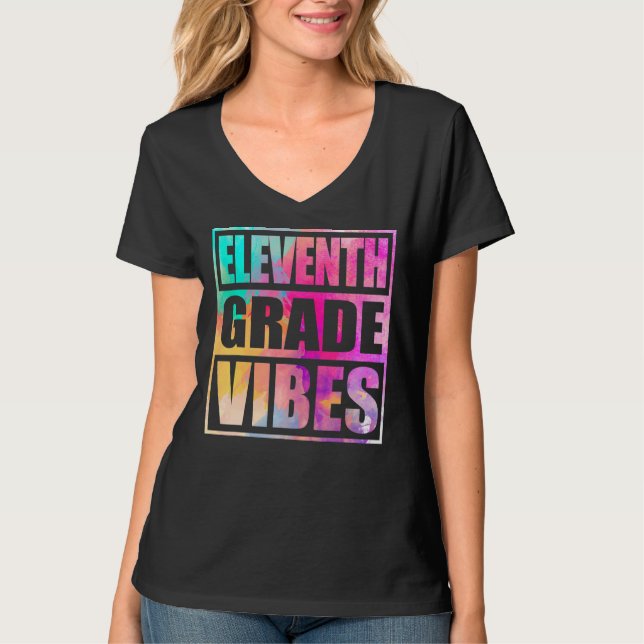 Eleventh Vibes 1. Tag der 11. T-Shirt (Vorderseite)