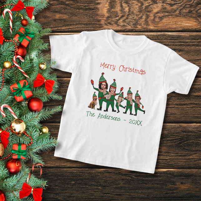 Elf Familie plus Hund Funny Custom Christmas T-Shirt (Von Creator hochgeladen)