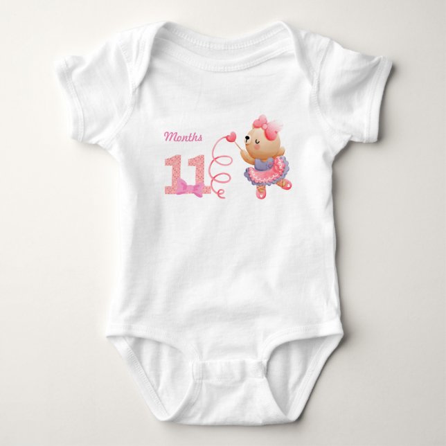 Elf Monate Baby-Bodysuit Baby Strampler (Vorderseite)