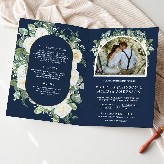 Elfenbein Blumen Hochzeit Navy Blau QR Code Einladung (Von Creator hochgeladen)