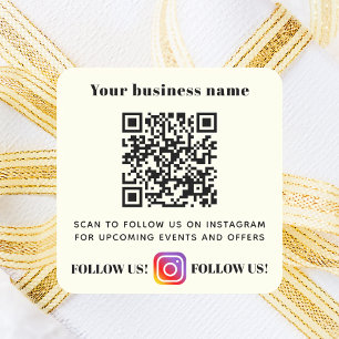 Elfenbein-Geschäftsname QR-Code Instagram Quadratischer Aufkleber