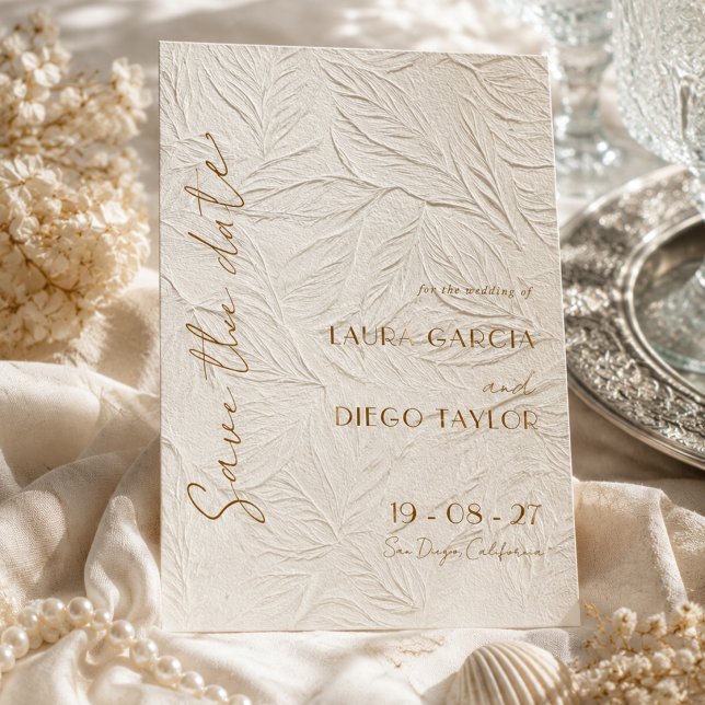 Elfenbein-Hochzeitsfoto mit Blumenmuster Save The Date (Von Creator hochgeladen)
