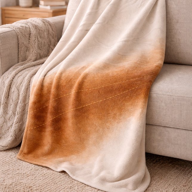 Elfenbeinbraun-Verblassungs-Fleece-Decke Fleecedecke (Ivory fades into warm brown with subtle gold detail, bringing depth and balance to neutral spaces.)