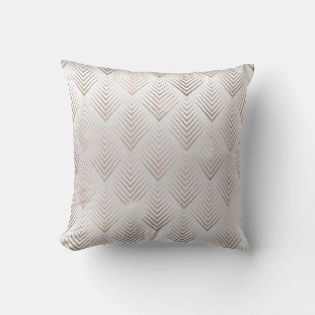 Elfenbeindreiecke Gray Art Deco Geometrie Pfeile Kissen (Vorderseite)