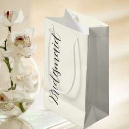 Elfenbeinfarbene stilisierte Schrift Brautjungfer Kleine Geschenktüte