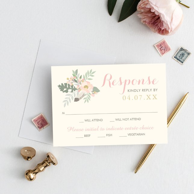 Elfenbeinrosa und Goldflorale Boho Wedding RSVP Karte (Von Creator hochgeladen)