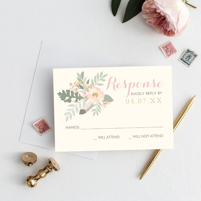 Elfenbeinrosa und Goldflorale Boho Wedding RSVP Karte (Von Creator hochgeladen)