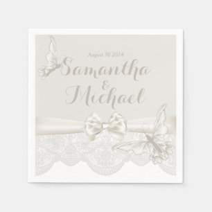 Elfenbeinschmetterlinge und Spitzen Serviette