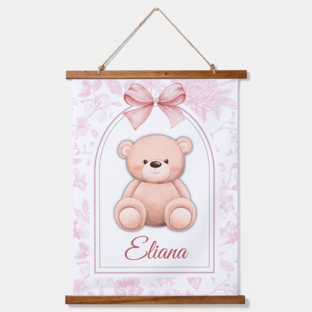 Eliana | Benutzerdefiniertes rosa Teddy-Bär-Kinder Wandteppich Mit Holzrahmen (Vorderseite)