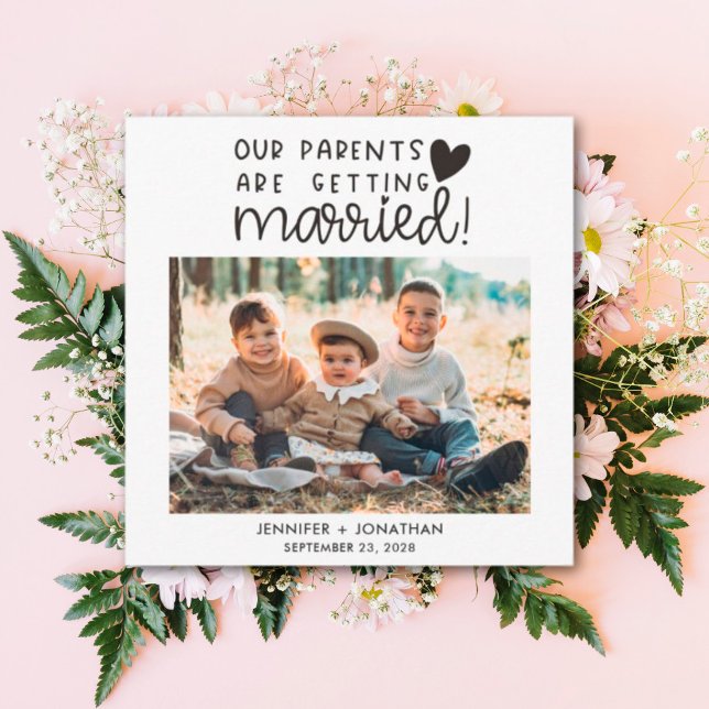 Eltern, die verheiratete Kinder Foto rett Datum Ankündigung (Von Creator hochgeladen)