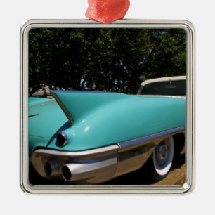 Elvis Presleys grüner Cadillac Cabrio in Silbernes Ornament