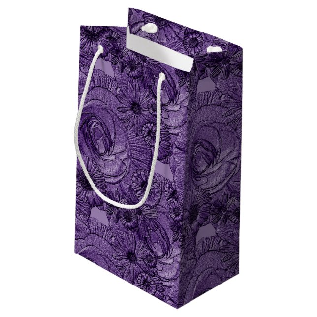 Embossed Blume-Dark Lila-GIFT BAG S Kleine Geschenktüte (Rückseite Schrägansicht)