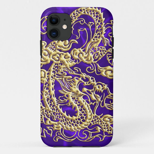Embosses Gold Dragon auf Lila Satin Print Case-Mate iPhone Hülle (Rückseite)
