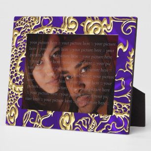 Embosses Gold Dragon auf Lila Satin Print Fotoplatte