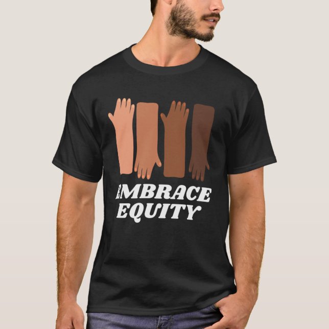 Embrace Equity Happy International Women s Day Cha T-Shirt (Vorderseite)