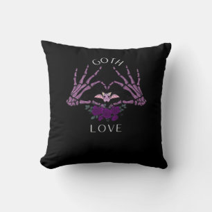 Embrace Goth Skeleton Heart Kissen