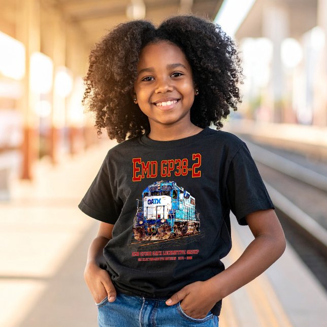 EMD GP38-2 Diesel Lokomotive GATX blau und weiß T-Shirt (EMD GP38-2 Diesel Locomotive GATX blue and white. Girl Basic T-Shirt)