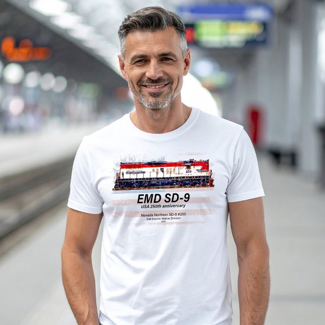 EMD SD-9 Locomotive USA 250th Anniversary Livery T-Shirt (EMD SD9 USA 250th Anniversary Heritage Locomotive. Mens Basic T-Shirt)