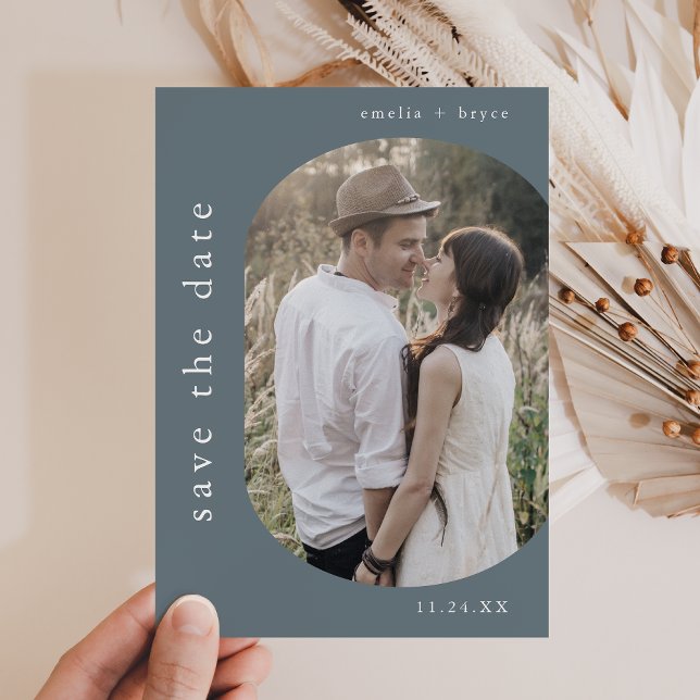 EMELIA Foto Winter Minimalistisch Dusty Blue Weddi Save The Date (EMELIA Photo Winter Minimalist Dusty Blue Wedding Save The Date)