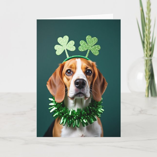Emerald-Beagle-Shamrock-Spaßkarte Karte (Vorderseite)