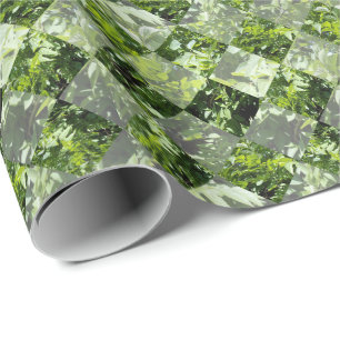 Emerald Elegance: Grüne Blätter in Diamantschnitt, Geschenkpapier